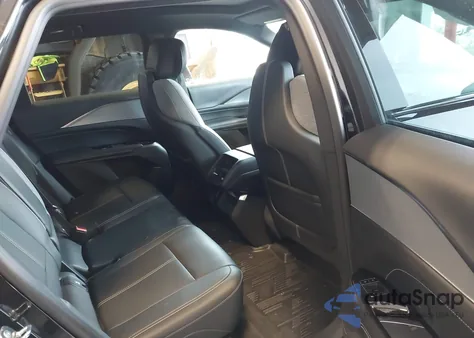 2024 Cadillac Lyriq Tech W/1Sa z USA, uszkodzony, nr VIN 1GYKPMRL2RZ120362